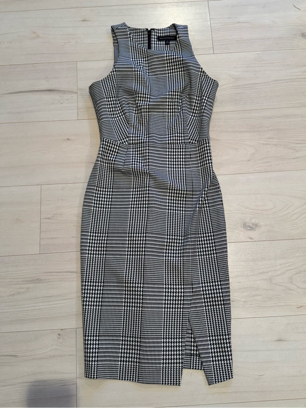 Banana Republic Black & White Houndstooth Midi Sheath Dress